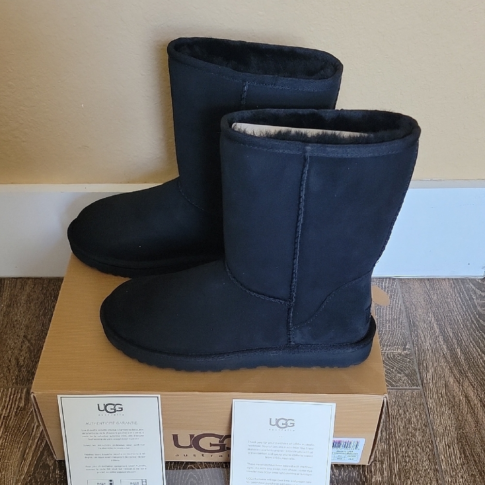 UGG Classic Black Winter Boots - Picture 11 of 16